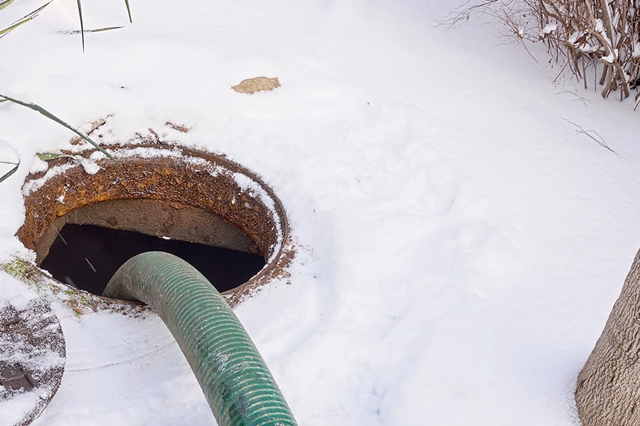 Septic Tank getting pumped in the winter at the home of a Decatur, IL resident.