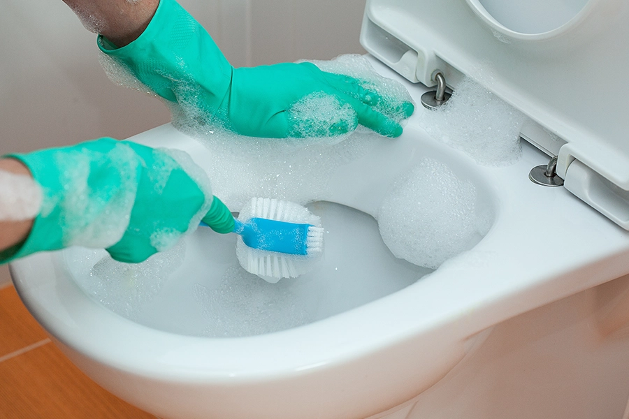 Homeowner using safe cleaning products in Decatur, IL